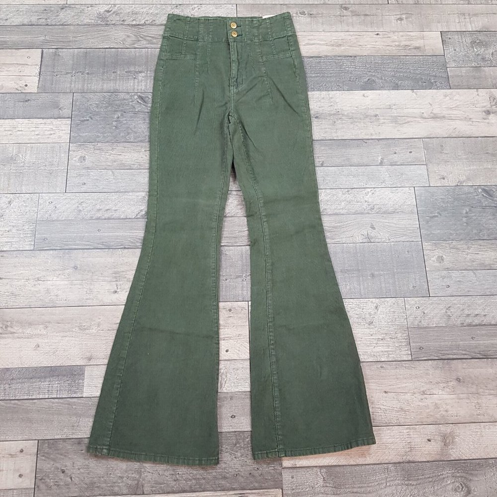 Free People Jayde Corduroy Flare Jeans 27 UK 8 Green High Rise We The Free BN - Picture 1 of 12